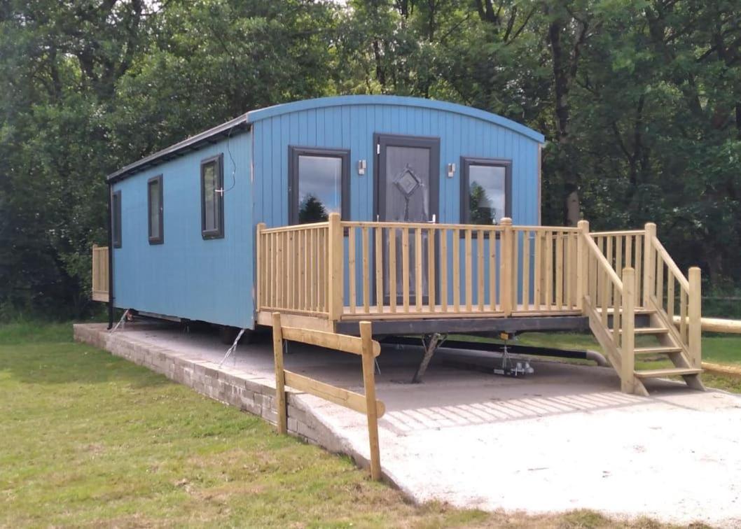 Riverview Lodges And Glamping Welshpool Extérieur photo